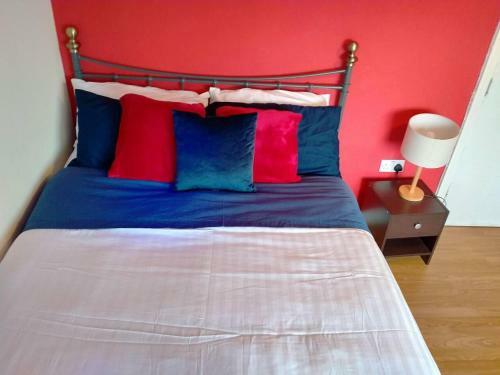 Spacious 3-bed House In Walsall