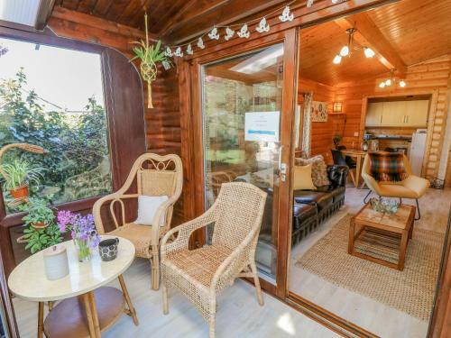 Farmhouse Lodge