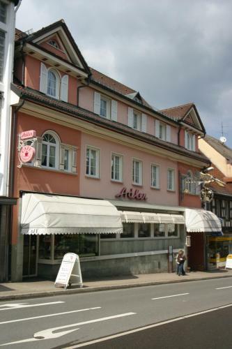 Hotel Caf� Adler