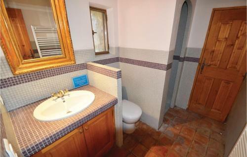 Holiday Home Rue De La Mairie O-880