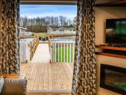 Lilac Tree Lodge