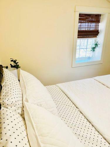 Cozy Couples Cottage ? Family Friendly