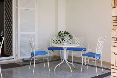 Apartment Seafront ?fiorirossi? Fronte Mare