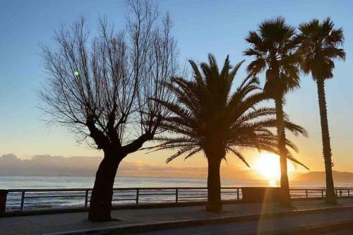 Apartment Seafront ?fiorirossi? Fronte Mare