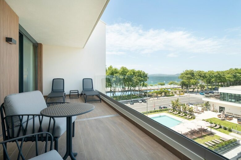 Hotel Attica21 Vigo 4 Superior