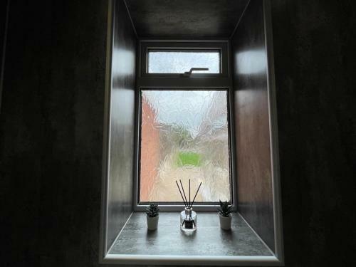 Worksop Newly Refurbished 3-bedroom House