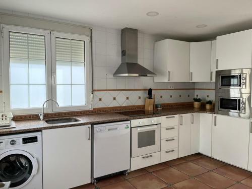 Bed & Breakfast Residencia Villanueva De G�llego