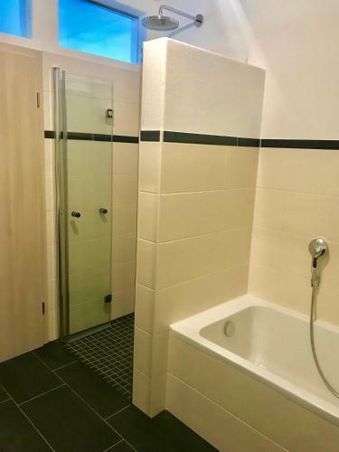 Apartamento 4 * Wohnung Spa Whirlpool & Sauna In Seen�he