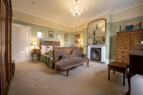 Upper Helmsley Hall