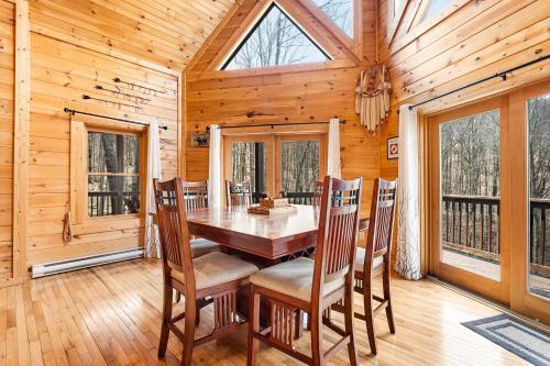 Bear's Creek Lodge