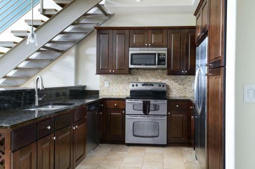 Wanderjaunt - The Residence At Southpark Apartments