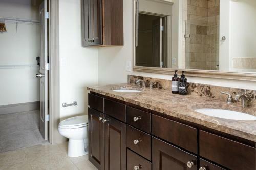 Wanderjaunt - The Residence At Southpark Apartments