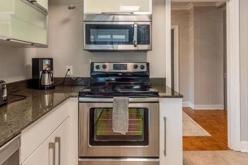Enormous 2br House For The Whole Family!