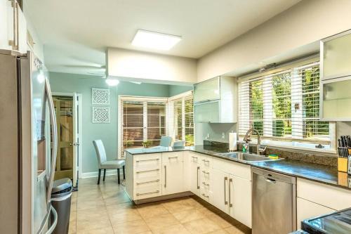 Enormous 2br House For The Whole Family!