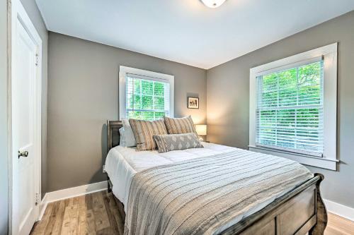 Private Greensboro Escape With Grill, Fire Pit!