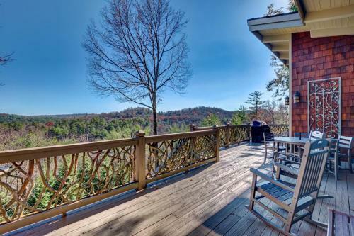 Hilltop Hideaway