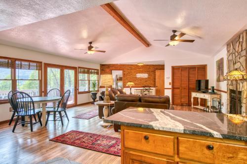 Little Creek Cottage