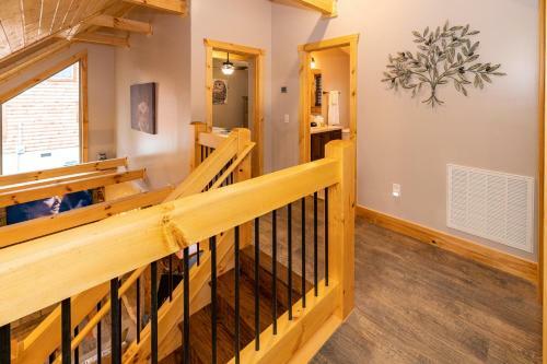 The Snow Owl Cabin