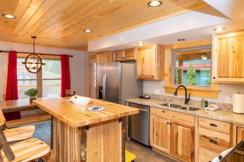 The Snow Owl Cabin