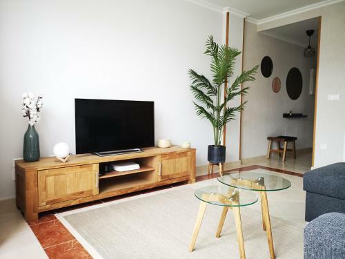 Apartamento �tico Vacacional Con Piscina