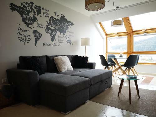 Apartamento �tico Vacacional Con Piscina