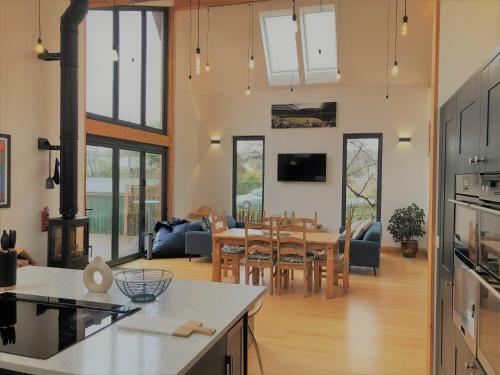 Cranmer - New Eco Beach House With Hot Tub & Bikes