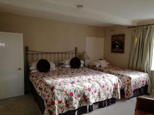 Hostal Carrick's At Castle Farm