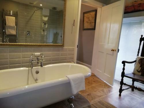 Hostal Carrick's At Castle Farm