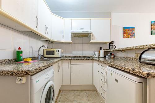 Jardin Apartment With Pool View