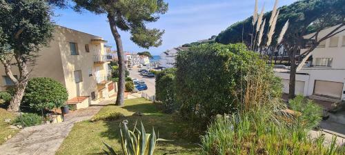 Mach House You Will Like It ! 130 M From The Beach Minimum Stay 7 Days