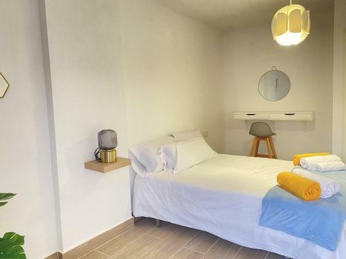 Apartamento Con Piscina Cerca De Playa Del Castillo