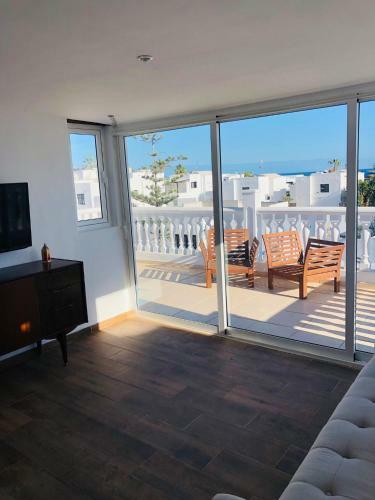 Villa Sunny Side With Private Heated Pool