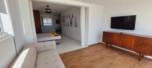 Villa Sunny Side With Private Heated Pool