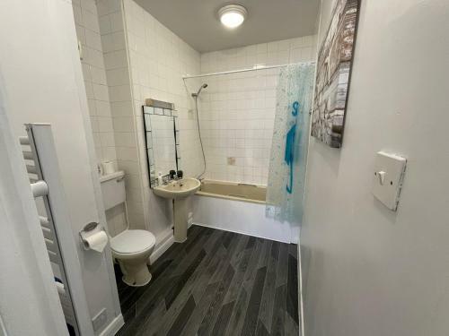 Large Ground Floor Studio Holiday Apartment Skegness - Flat 12
