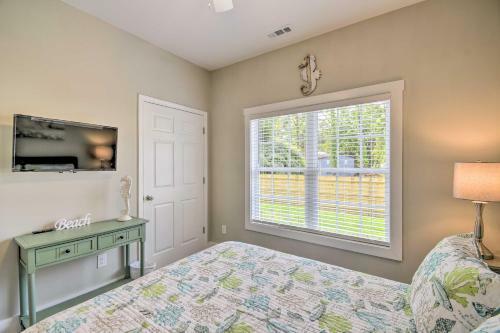Inviting Home Less Than 2 Mi To Ocean Isle Beach Pier