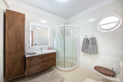 Villa Galasol With Heated Pool