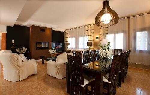 Villa Levante, Luxury For 12.