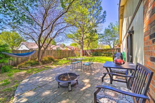 Family-friendly Broken Arrow Retreat With Yard!