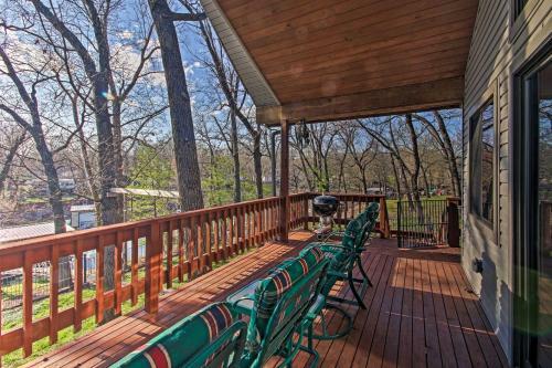 Waterfront Getaway With Fire Pit And Boat Slip!