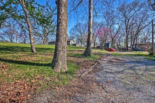 Waterfront Getaway With Fire Pit And Boat Slip!