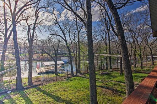 Waterfront Getaway With Fire Pit And Boat Slip!