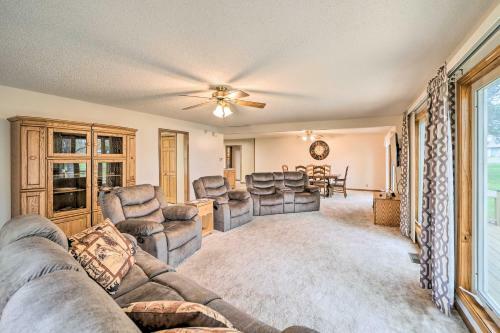 Waterfront Grove Oasis With Kayaks And Boat Dock!