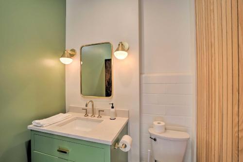 Modern Downtown Tulsa Friend Pad With Games!