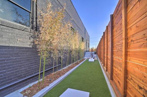 Modern Downtown Tulsa Friend Pad With Games!