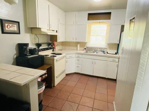 The Cozy Casa Near Highway 74