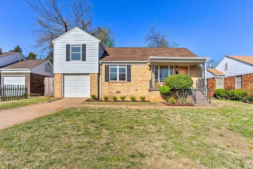 Family-friendly Okc Home With Large Yard And Deck
