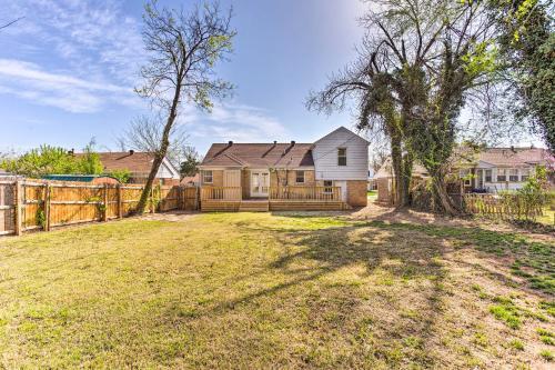 Family-friendly Okc Home With Large Yard And Deck