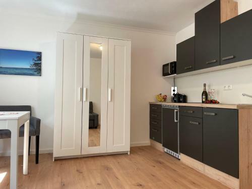 Apartamento Sch�ne Souterrainwohnung In Seeshaupt