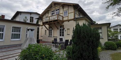 Apartamento Ferienwohnung In Heringsdorfer Villa Salon
