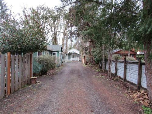 Apartamento Creekside Retreat